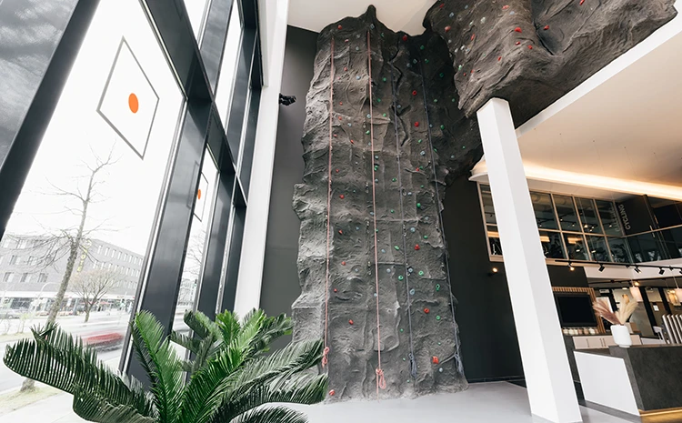 Kletterwand im Fitness Center Trudering.