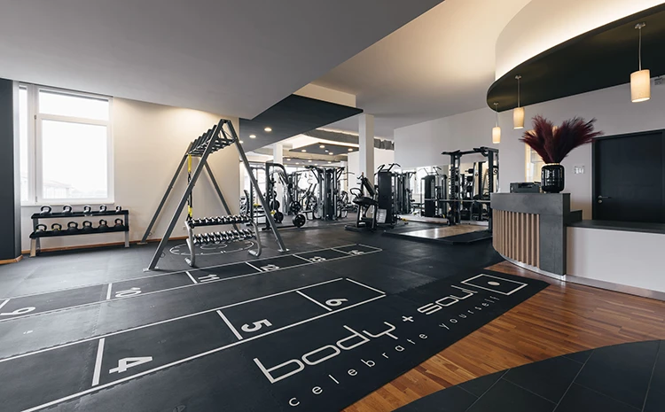 Freihanteltrainingsbereich im Center Trudering.