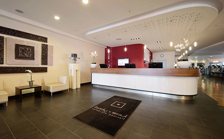 Unser Center Erding bietet dir herausragende Trainingsmöglichkeiten durch großzügige Trainingsflächen und einer Vielzahl an Cardio-, der Kraftgeräte, sowie umfangreiches Kleinequipment.