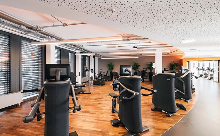 Center Hirschgarten Kraft- und Ausdauergeräte EGYM Center München