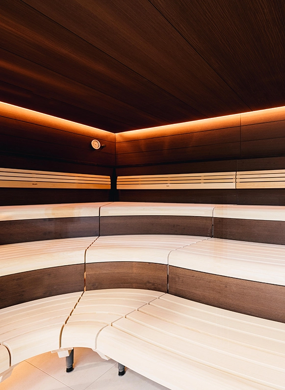 Detailansicht der leeren Biosauna im Center Hirschgarten.