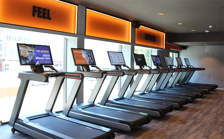 Center Muenchen Mitte Cardio Laufband Ausdauer Training Fitness